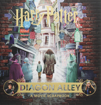 Бумажная книга «Harry Potter. Diagon Alley. A Movie Scrapbook», автор Братья Уорнэр - фото №1 - миниатюра