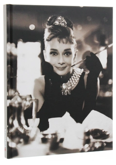 Бумажная книга «Audrey Hepburn "Neu"» - фото №3 - миниатюра