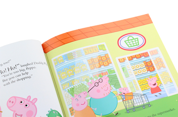 Бумажная книга «Peppa Pig. Let's Go Shopping Peppa», автор Лорен Холовэйти - фото №4 - миниатюра