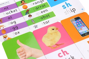 Бумажная книга «Activity Flash Cards. Phonics (+ with a wipe clean pen)», автор Роджер Придди - фото №5 - миниатюра