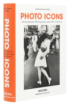 Бумажная книга «Photo Icons. 50 Landmark Photographs and Their Stories», автор Майкл Кецле - фото №3 - миниатюра