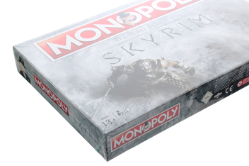  «Настольная игра Hasbro Monopoly Skyrim (5036905028721)», бренда Hasbro - фото №4 - миниатюра