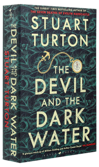 Бумажная книга «The Devil and the Dark Water», автор Стюарт Тертон - фото №3 - миниатюра