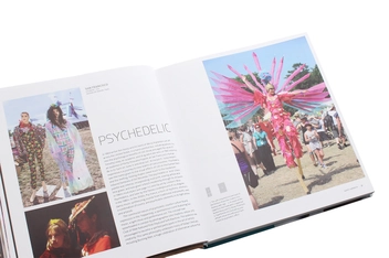 Бумажная книга «The World Atlas of Street Fashion», автор Каролина Кокс - фото №9 - миниатюра