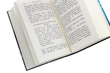 Бумажная книга «Harry Potter and the Prisoner of Azkaban», автор Джоан Роулинг - фото №5 - миниатюра