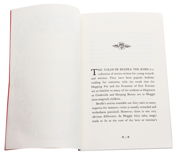 Бумажная книга «The Hogwarts Library Box Set», автор Джоан Роулинг - фото №9 - миниатюра