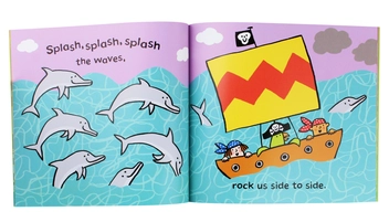 Бумажная книга «Go, Go, Pirate Boat», автор Катрина Чарман - фото №5 - миниатюра
