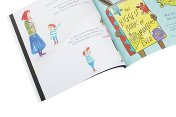 Бумажная книга «Wanted! Ralfy Rabbit, Book Burglar», автор Эмили Маккензи - фото №8 - миниатюра