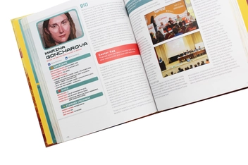 Бумажная книга «Women in Gaming: 100 Professionals of Play», автор Меган Мари - фото №7 - миниатюра