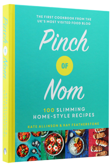 Паперова книга «Pinch of Nom. 100 Slimming, Home-style Recipes», авторів Кей Фезерстоун, Кейт Еллінсон - фото №3 - мініатюра
