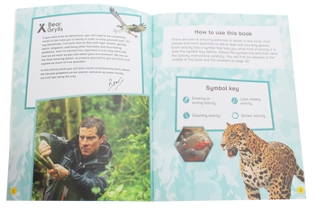 Бумажная книга «Bear Grylls Sticker Activity: Predators», автор Беар Гриллс - фото №3 - миниатюра