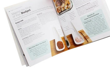 Паперова книга «Autoimmune Cookbook» - фото №5 - мініатюра