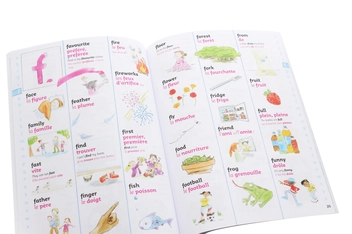 Паперова книга «Collins First French Dictionary. 500 first words for ages 5+» - фото №4 - мініатюра