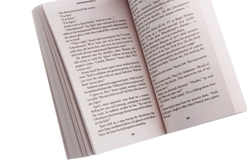 Бумажная книга «Ghostbusters. The Original Movie Novelizations Omnibus», автор Ричард Мюллер - фото №5 - миниатюра