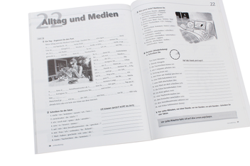 Бумажная книга «Berliner Platz 2 NEU. Intensivtrainer. A2» - фото №5 - миниатюра