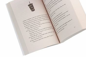 Бумажная книга «Leah on the Offbeat», автор Бекки Алберталли - фото №5 - миниатюра
