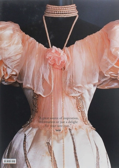 Бумажная книга «Fashion History. From the 18th to the 20th Century» - фото №2 - миниатюра