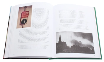 Бумажная книга «Churchill. An Extraordinary Life», авторов Сара Гриствуд, Маргарет Гаскин - фото №7 - миниатюра