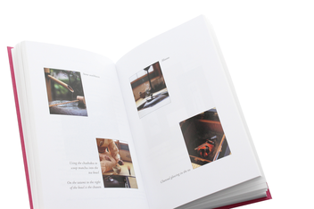 Бумажная книга «The Wisdom of Tea. Life Lessons from the Japanese Tea Ceremony» - фото №6 - миниатюра