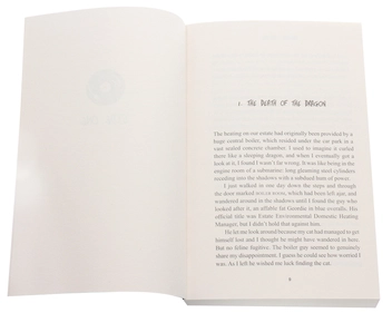 Паперова книга «The Vinyl Detective. Written in Dead Wax (Vinyl Detective 1)», автор Ендрю Картмел - фото №4 - мініатюра
