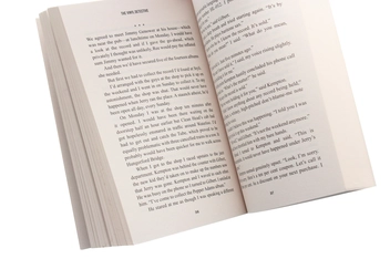 Паперова книга «The Vinyl Detective. Written in Dead Wax (Vinyl Detective 1)», автор Ендрю Картмел - фото №5 - мініатюра