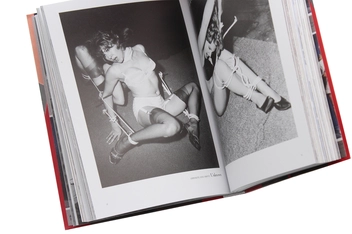 Паперова книга «The Little Book of Legs», автор Дайан Хенсон - фото №6 - мініатюра