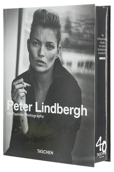 Паперова книга «Peter Lindbergh. On Fashion Photography», автор Пітер Ліндберг - фото №4 - мініатюра