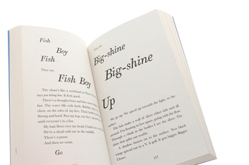 Паперова книга «Fish Boy», автор Хлоя Дайкін - фото №5 - мініатюра