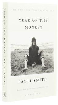 Бумажная книга «Year of the Monkey», автор Патти Смит - фото №3 - миниатюра