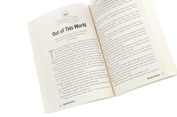 Бумажная книга «Chicken Soup for the Soul. 101 Feel Good Stories. Laughter Is the Best Medicine», автор Эми Ньюмарк - фото №5 - миниатюра