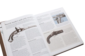 Бумажная книга «Illustrated World Encyclopedia of Guns», авторов Уилл Фаулер, Энтони Норт, Чарльз Строндж, Патрик Суини - фото №6 - миниатюра