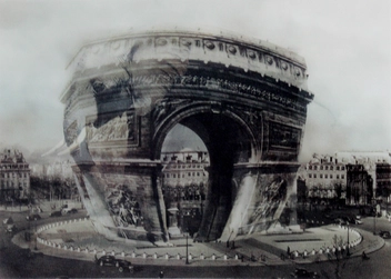  «Стерео открытка Kartenvertrieb Elephant / Arc De Triomphe», бренда LM Kartenvertrieb - фото №1 - миниатюра