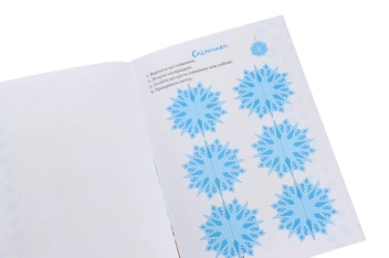 Бумажная книга «Christmas Sticker Book. Щедрівочка» - фото №6 - миниатюра
