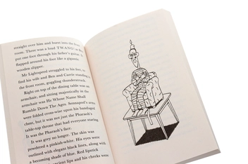 Бумажная книга «There's A Pharaoh In Our Bath!», автор Джереми Стронг - фото №6 - миниатюра
