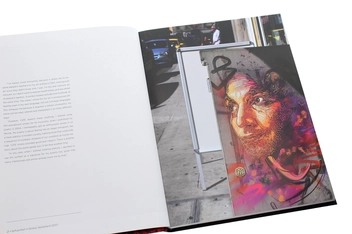 Паперова книга «C215 Christian Guemy Stencil Art», автор Алессандра Маттанца - фото №6 - мініатюра