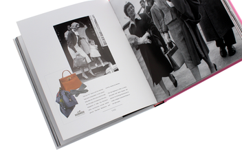 Бумажная книга «A Matter of Style. Intimate Portraits of 10 Women Who Changed Fashion», автор Паола Салтари - фото №7 - миниатюра