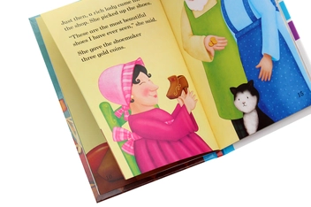 Бумажная книга «The Elves and the Shoemaker. Read it yourself with Ladybird. Level 3» - фото №6 - миниатюра