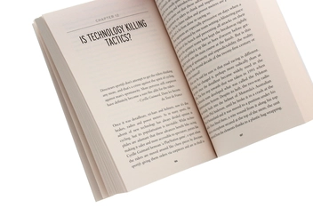 Бумажная книга «Full Gas. How to Win a Bike Race: Tactics from Inside the Peloton», автор Питер Коссинс - фото №5 - миниатюра