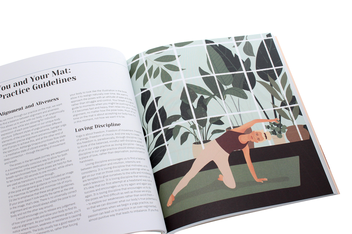 Паперова книга «Strong, Calm and Free. A modern guide to yoga, meditation and mindful living», автор Нікола Джейн Гоббс - фото №5 - мініатюра
