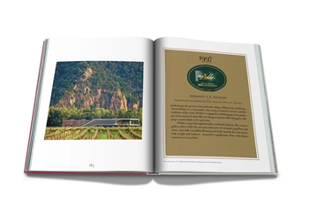 Паперова книга «The Impossible Collection of Wine», автор Енріко Бернардо - фото №11 - мініатюра