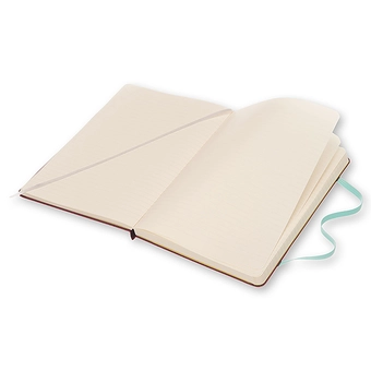  «Блокнот Moleskine Contrast средний сливовый (LCCTQP060H8)», бренда Moleskine - фото №5 - миниатюра