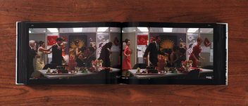 Паперова книга «Matthew Weiner. Mad Men. Art Edition No. 1–500. Script Edition» - фото №10 - мініатюра