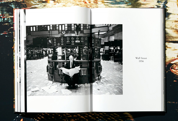 Бумажная книга «Marvin E. Newman. Art Edition No. 226-300 '42nd Street, 1983'» - фото №12 - миниатюра