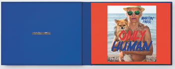 Бумажная книга «Only Human: Photographs by Martin Parr. Tenby, Wales, 2018», автор Мартин Парр - фото №2 - миниатюра