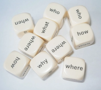 Паперова книга «Questions. Pack of 10 Dice» - фото №2 - мініатюра