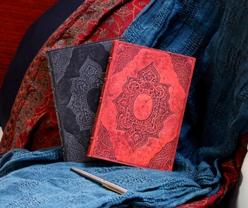  «Записная книжка Paperblanks Римский путь Конкордия карманная нелинованная (PB2902-1)», бренда Paperblanks - фото №4 - миниатюра