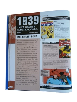 Паперова книга «DC Comics Year by Year. A Visual Chronicle. Updated Edition (+ 2 эксклюзивных плаката) », авторів Деніел Уоллес, Меттью К. Меннінг, Алан Коусілл, Алекс Ірвін, Майкл МакЕвенні - фото №10 - мініатюра