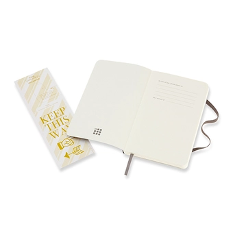  «Блокнот Moleskine Classic средний нелинованный коричневый (QP618P14)», бренда Moleskine - фото №4 - миниатюра