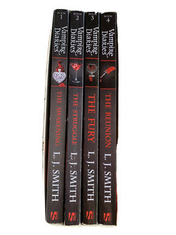 Паперова книга «The Vampire Diaries Series 1 Collection 4 Books Bundle Box Set By L J Smith ( The Awakening, The Struggle, The Fury, The Reunion) », автор Ліза Джейн Сміт - фото №4 - мініатюра