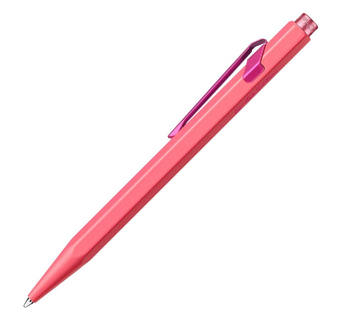  «Ручка Caran d'Ache 849 Claim Your Style Рожева (849.546)», бренду Caran d'Ache - фото №2 - мініатюра